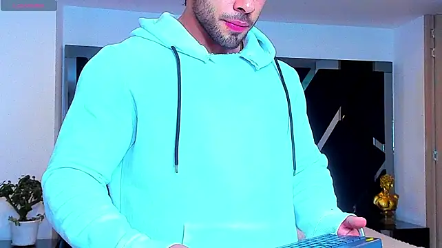 Raytorres' Live XXX Chat