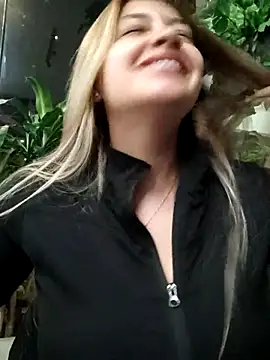 Alana_69 - Down pants + Cream in pussy here at mall