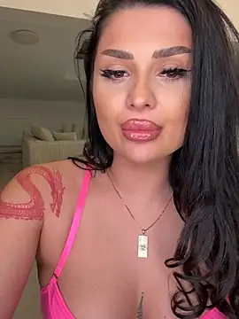 KylieKroftt - set my pussy on fire