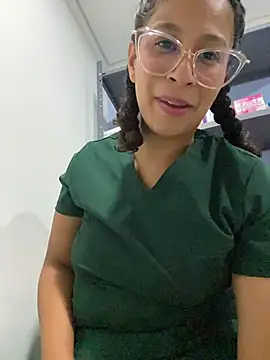 Chloefixxx - rub my pussy with uniform