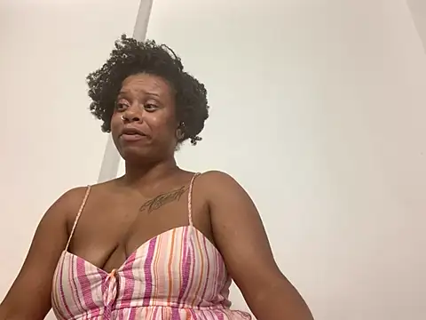 PlatinumKitti - Cream on Dildo