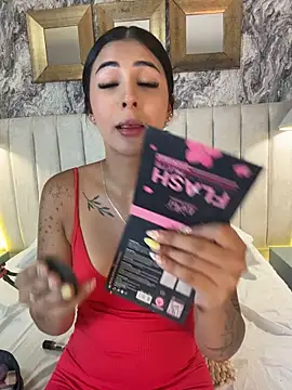 NicolleRivera_ - 🔥MAKE MY PUSSY WET WITH VIBRATIONS 🔥