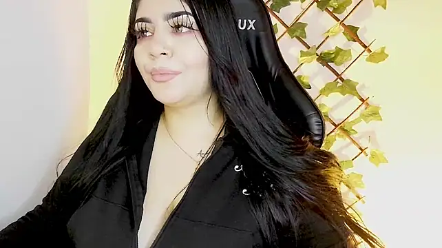 Kmi__ - dildo and tits 🥵