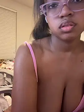 AwkwardJasminee - Oil and suck on tits