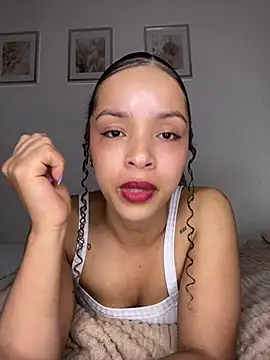 Yasmin777_ - my pussy in your face