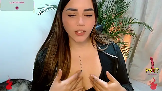 Lucia_star__ - I want to admire your pussy