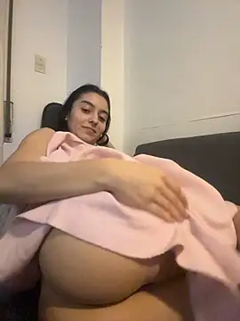Belle_Lea - MY FRIEND PUT HIS FINGER IN MY TIGHT ASS