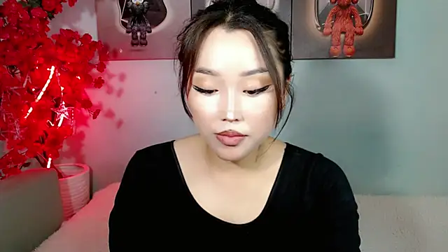 Ichiben - blowjob with 2 dildos