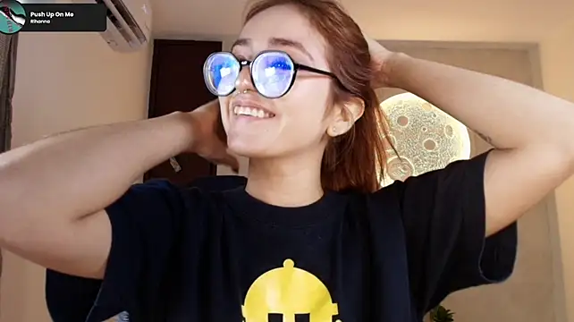 SweetJennaa - Oil on my ass and twerk