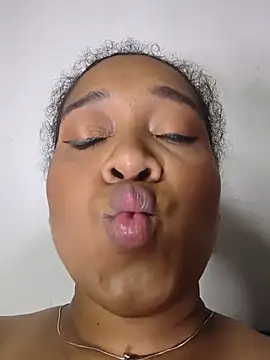 Yera_brown69 - Ride Dick ANAL 🍑🥵😈