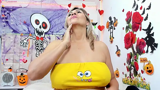 Celeste_Lincon - Flash Boobs - Mostrar Senos 🍒