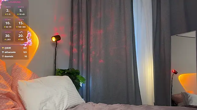 MarryLexxx - Aggressive pillow hump with moans