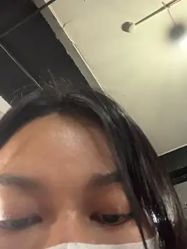 HoneyNana2000 - Take of bara on the bus. Cởi áo ngực🫣🤪