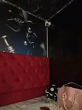 Kendall_LS - show tits 🍒
