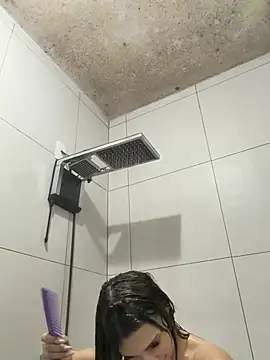 Irresistible37 - Siririca banheiro/play clit bathroom