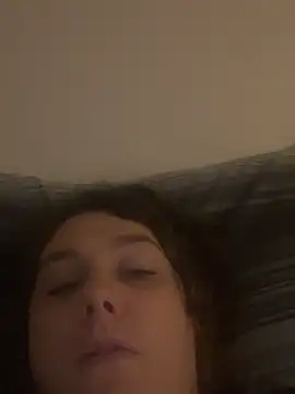 Yourprettygirll - strip me naked