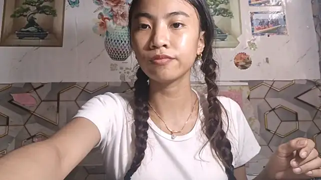 DeeannGunby - Take off my bra