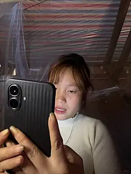 Kekely - Hãy ủng hộ bé đi