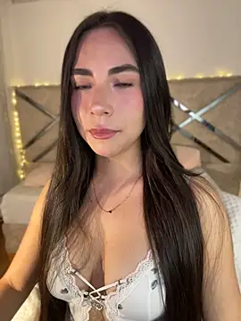 Melody_04 - masturbacion sin pantys en 4