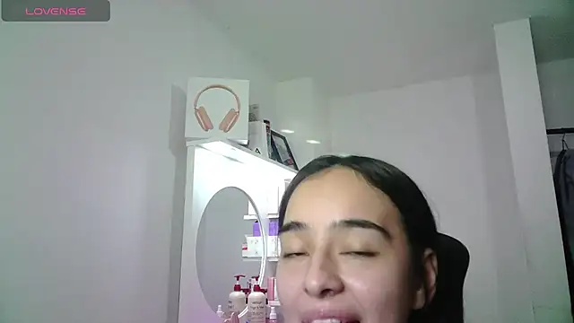 Aineangeel - ass and pussy