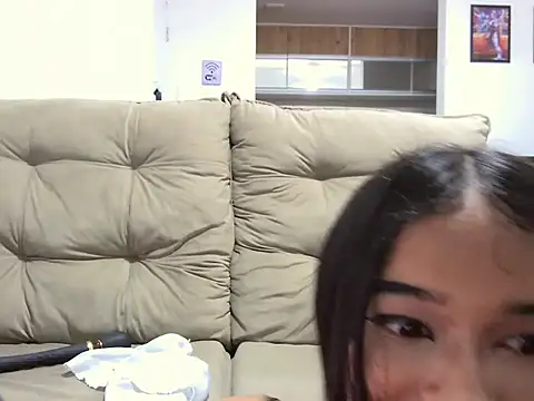 Gabyjess18model - Vazar cuzinho