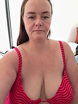 Carinabro10 - Dildo ride