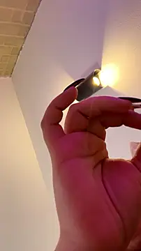 MiaKitthy - Legs up! Rub my clit so gently🌸