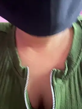 Hot-AngoriBhabhi - Ass fuck public 🥵🥵