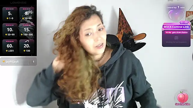 ZayraMoon_12 - use the dildo in my ass