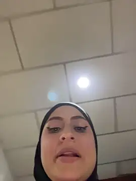 Aisha_k - show boobs