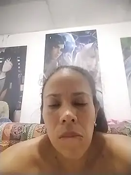 Bootycallhot - Plug anal