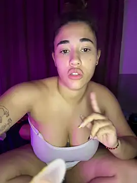 Casal2T - Transar amordaçada 🥵