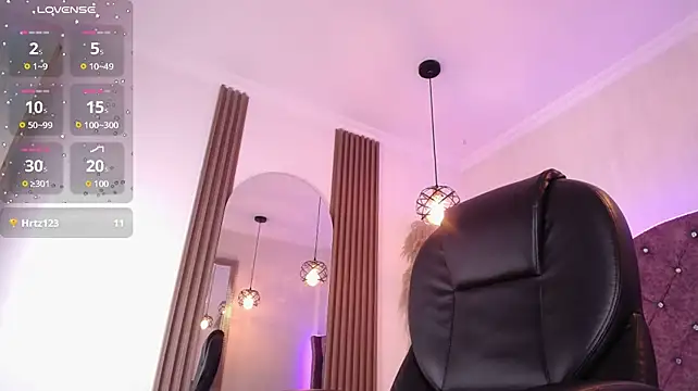 AmaraDavis1 - Doggy style NO pantys + Spanks x10 🍑