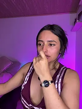 NandaVixen - Clamps tits🌸
