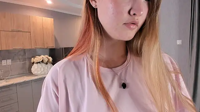 MargetMcgilberry - stroke my boobs