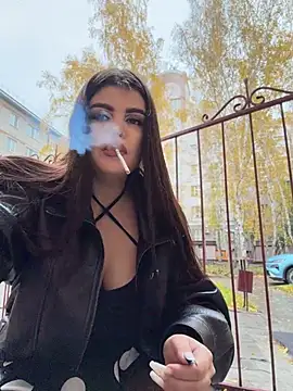 AmelliaDiamond - Slup naked boobs in cafe🍒🔥