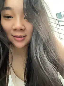 Luna-girl - 大白牛震阴蒂