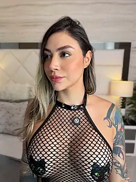 Miacoleman_ - Spank ass 3 times!