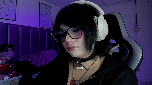 Kitty_Gang - Rub my pussy until it's very wet 🥵💦