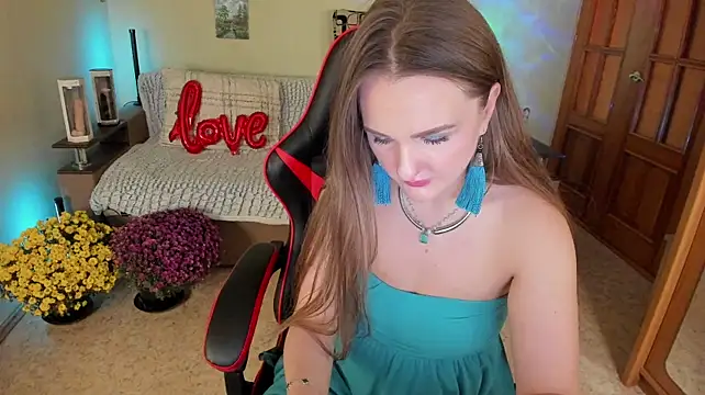 VeronikaVel - trying to behave myself but i fail 👉👌