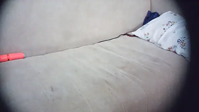 Foxxy-e - squirt on daddy