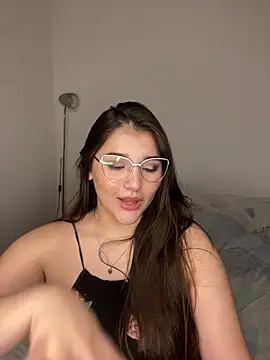 Angietubebe - Oral sex and a tit-job—5 minutes.
