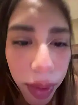 Romyamo - Show tetas bby