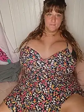 Babyally2 - Plzzzzzzzzzz make me cum 😜