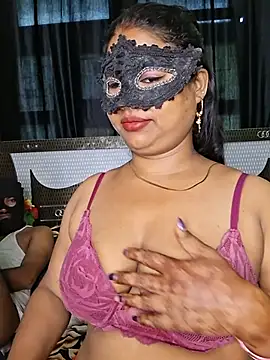 Soniya_je - Full nude doggy style