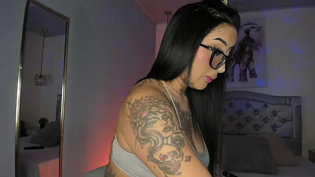 Ayshel__ - scissor position