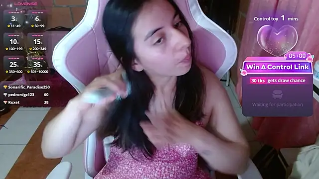 Maggie_Fox3 - SHOW CUM