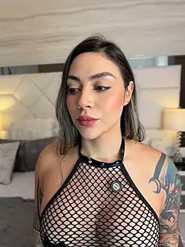Miacoleman_ - Spank ass 3 times!