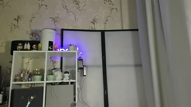Katrina_Soul - sexy dance and tease ^^