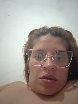 Sharon-25 - Desnuda total 4 min